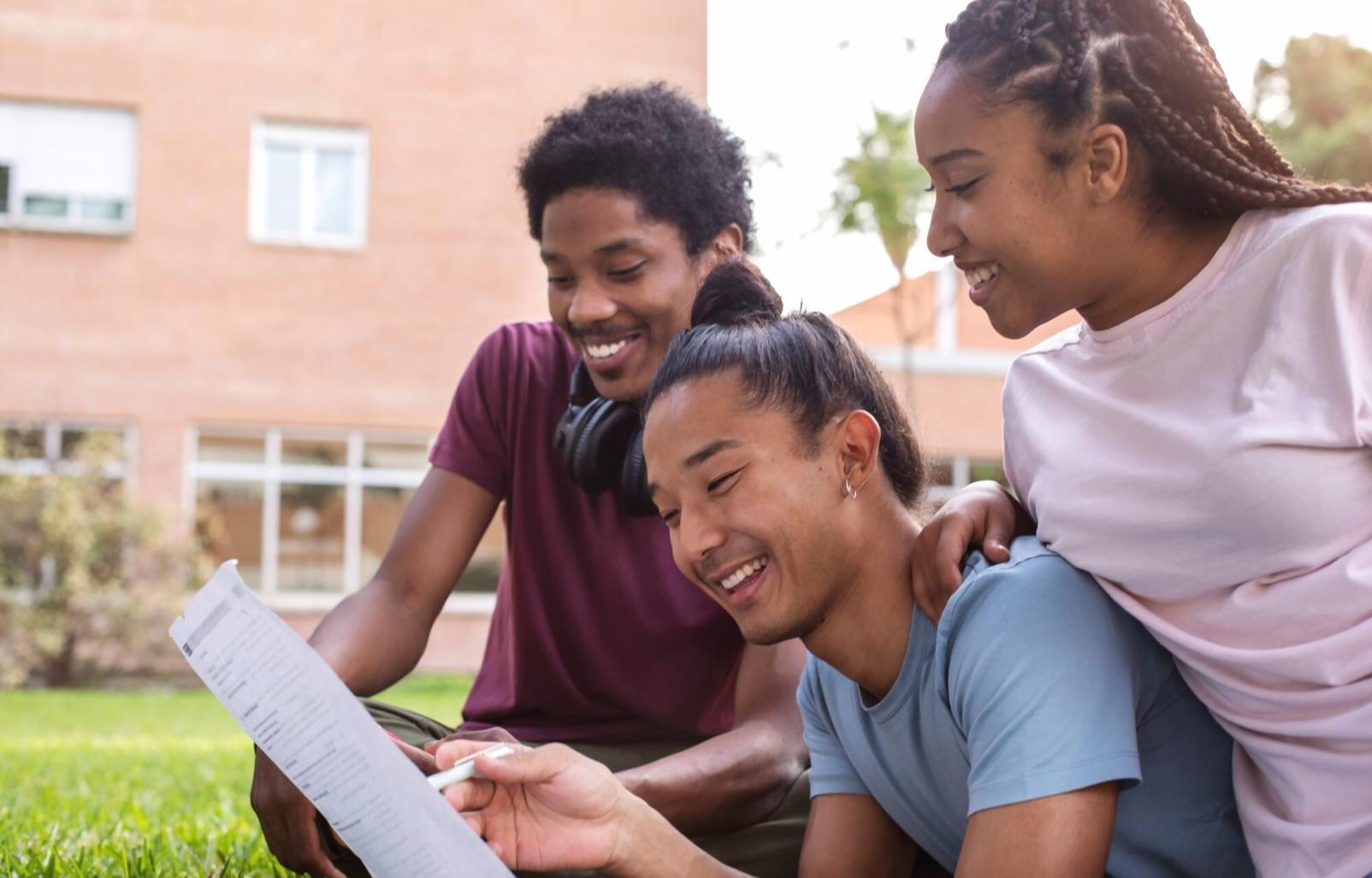 Financial analysis charts and budgeting framework documentation