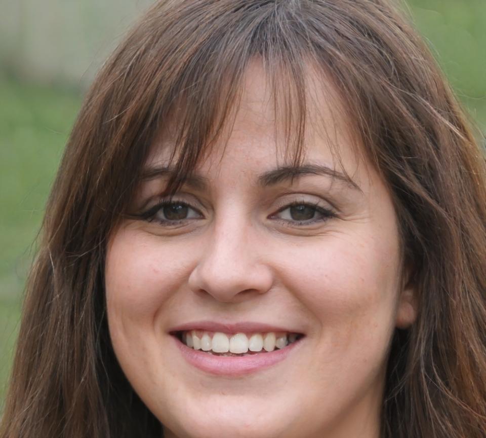 Tessa Larkin financial educator and budgeting mentor